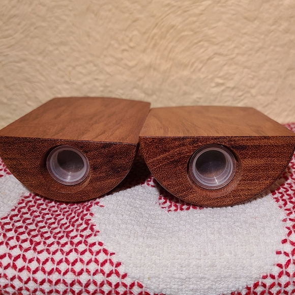 Hand Made Wooden Shakers - Picture 7 of 9